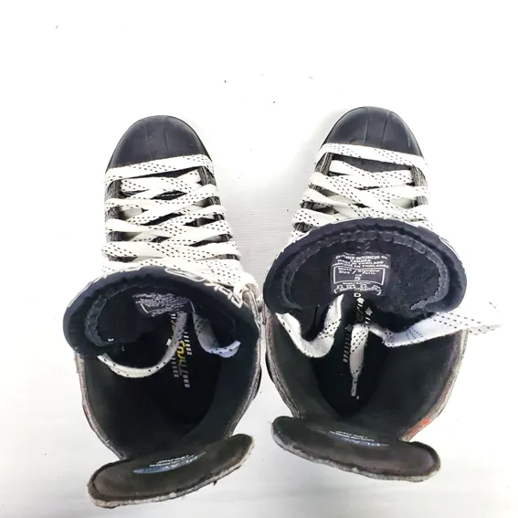 Reebok 9K Hockey Skates - Size 5D