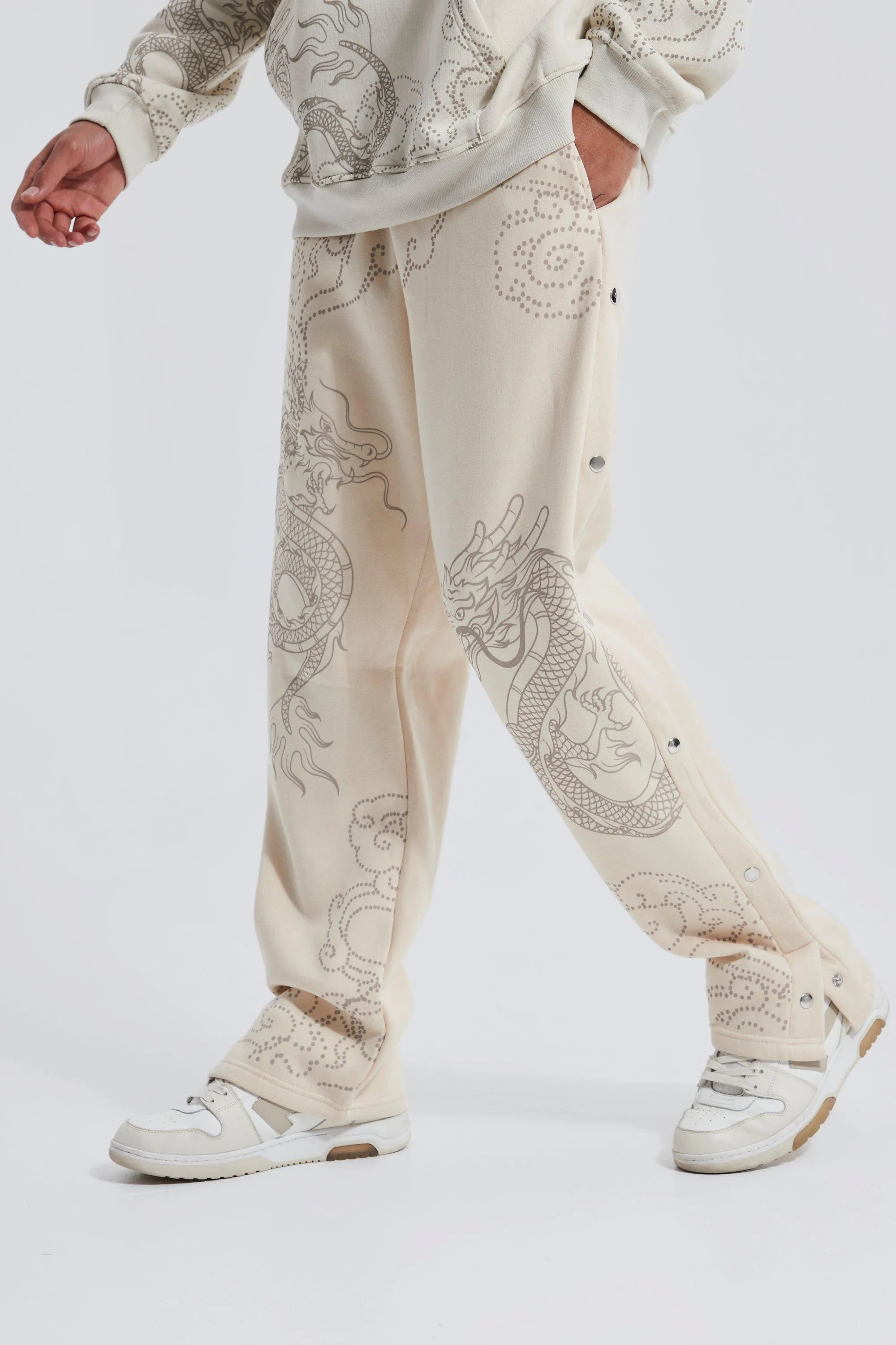 Tall Relaxed Side Popper Dragon Print Joggers | boohooMAN UK