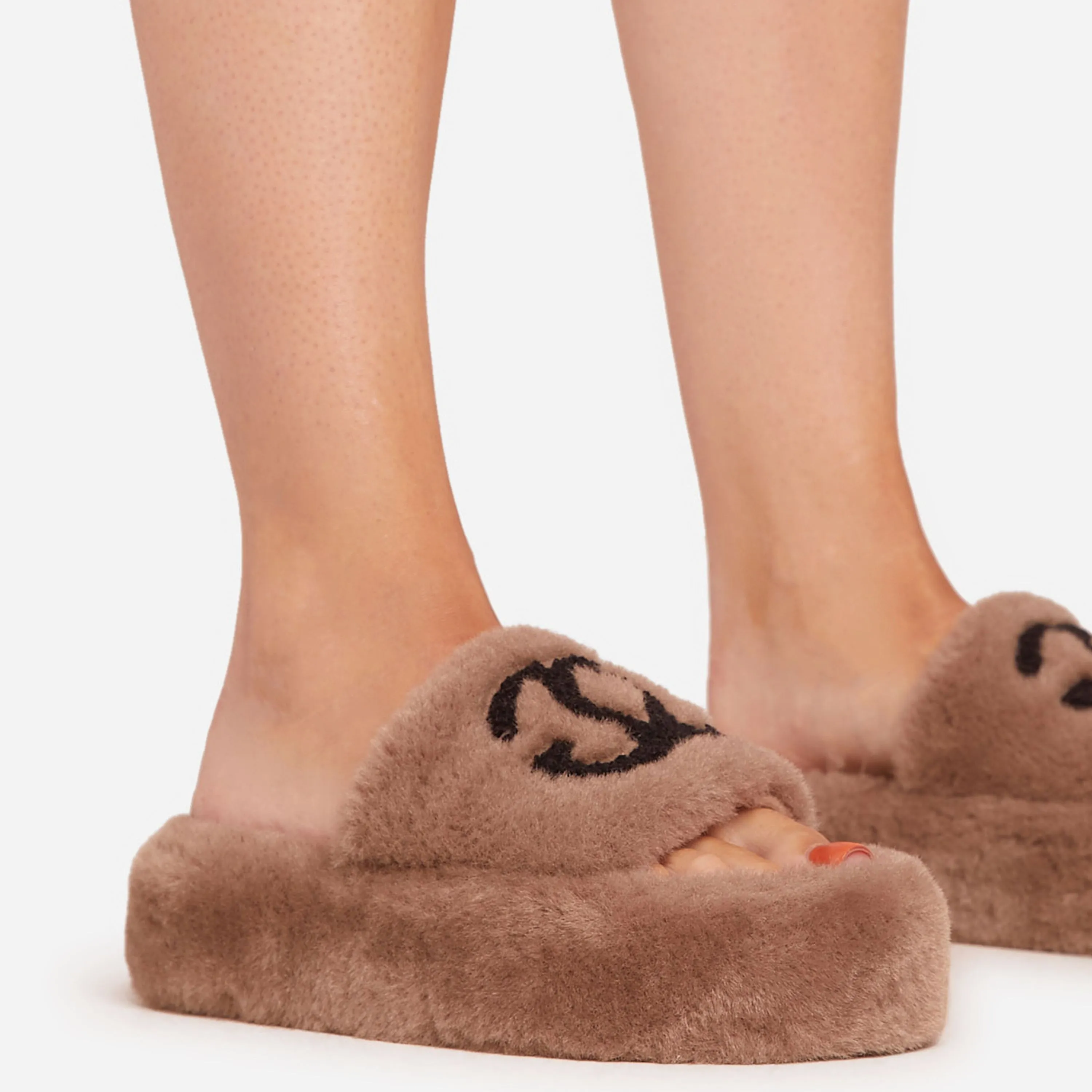 Zopa Logo Detail Flat Slipper In Brown Faux Fur